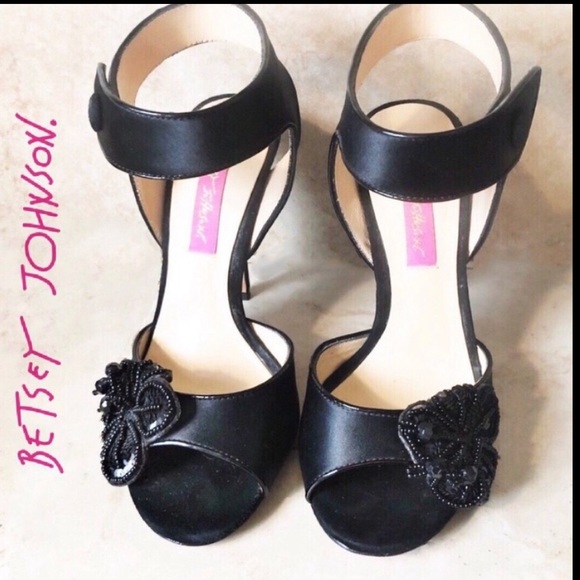 Betsey Johnson Shoes - Betsey Johnson Black Flower Ankle Strap Heels